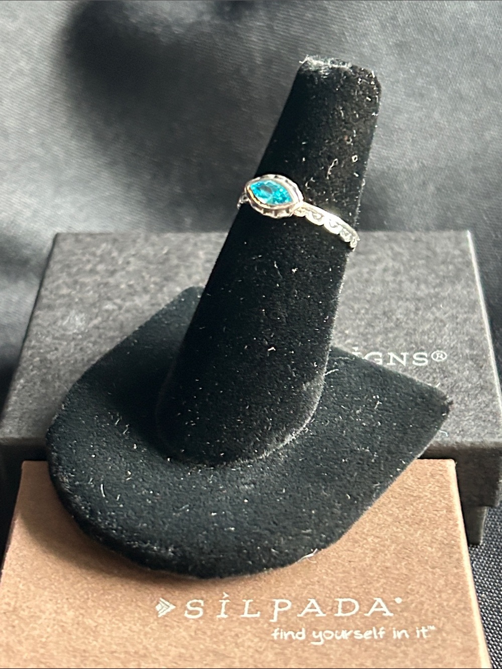 Silpada R2749 Belle Fleur Stack Rings - Blue Ring